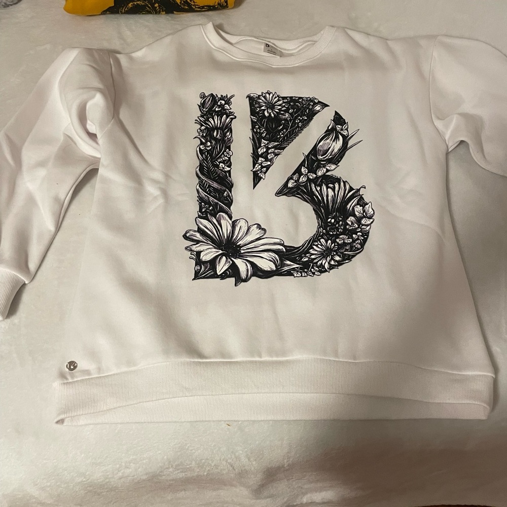 Buffbunny crew next sweatshirt in white with floral B